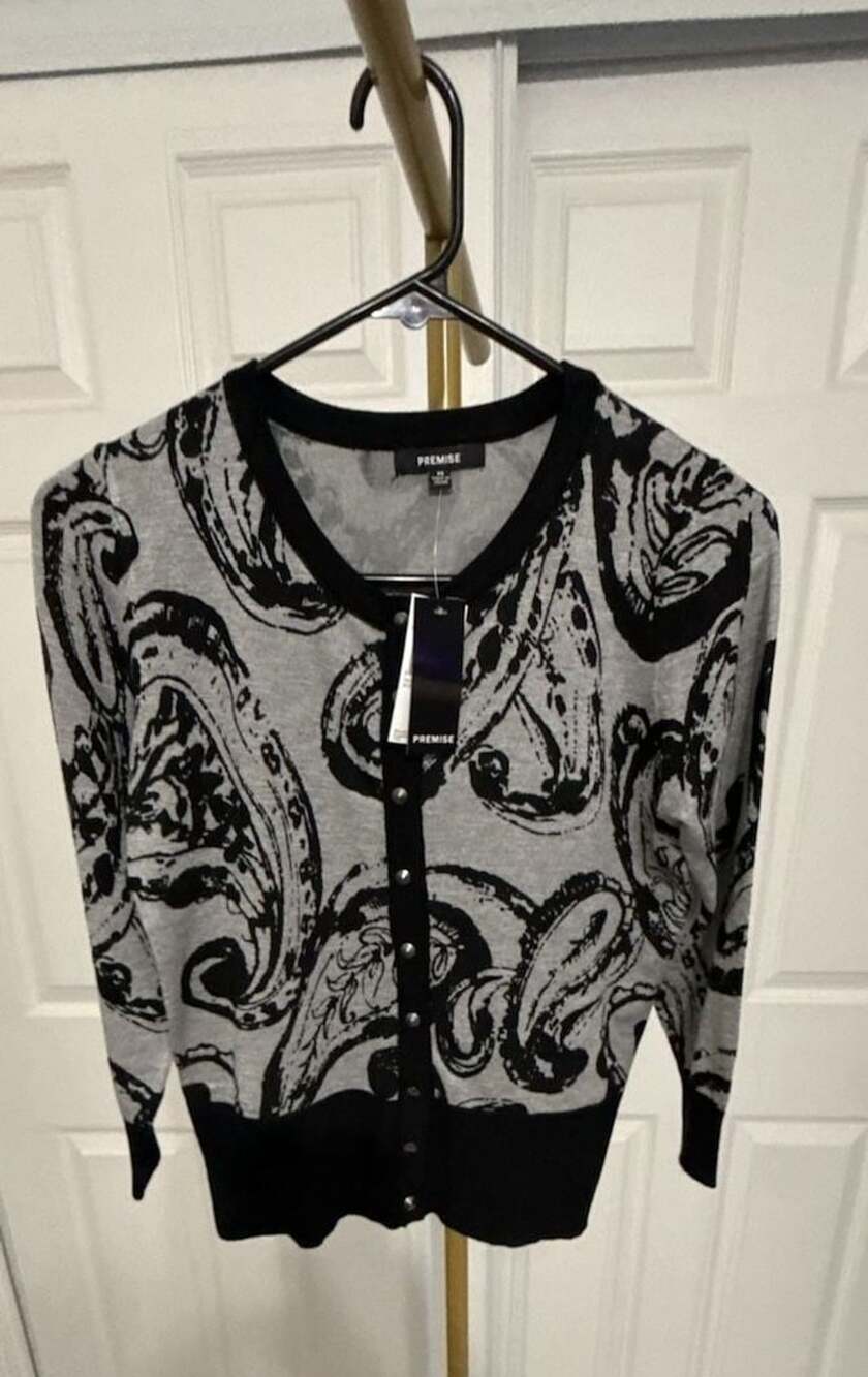 Premise Paisley Cardigan Size XS Grey Black Long Sleeve Button Front